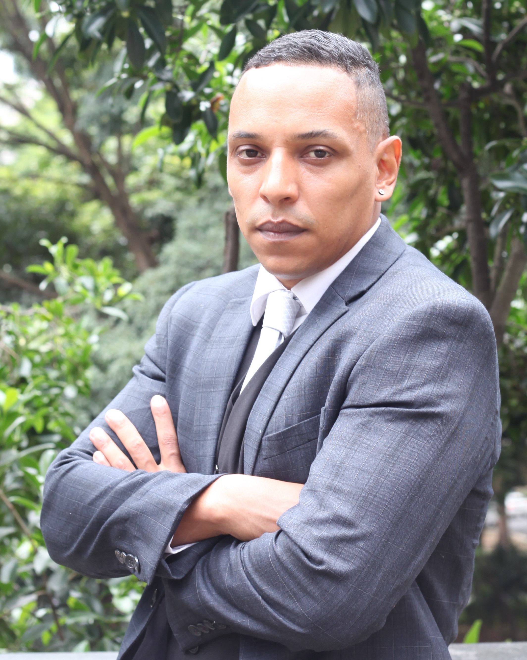 Rodrigo Adriano — Perito Contador especializado em cálculos trabalhistas